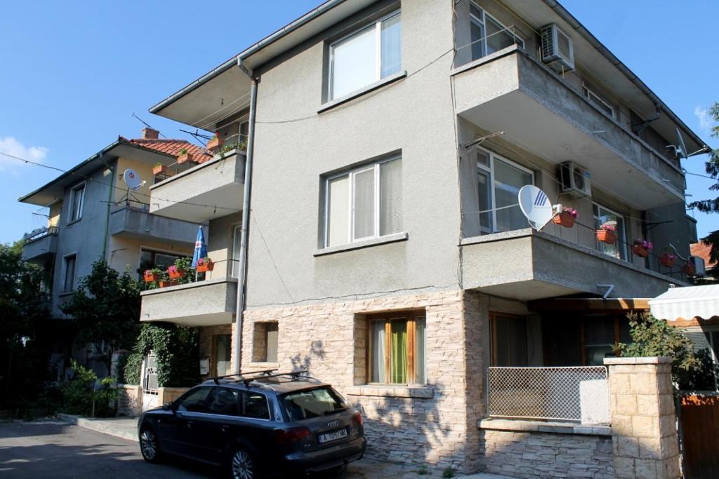 Sunny Day Apartment Поморие Экстерьер фото